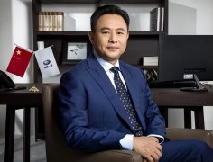 红旗三箭齐发，徐留平目